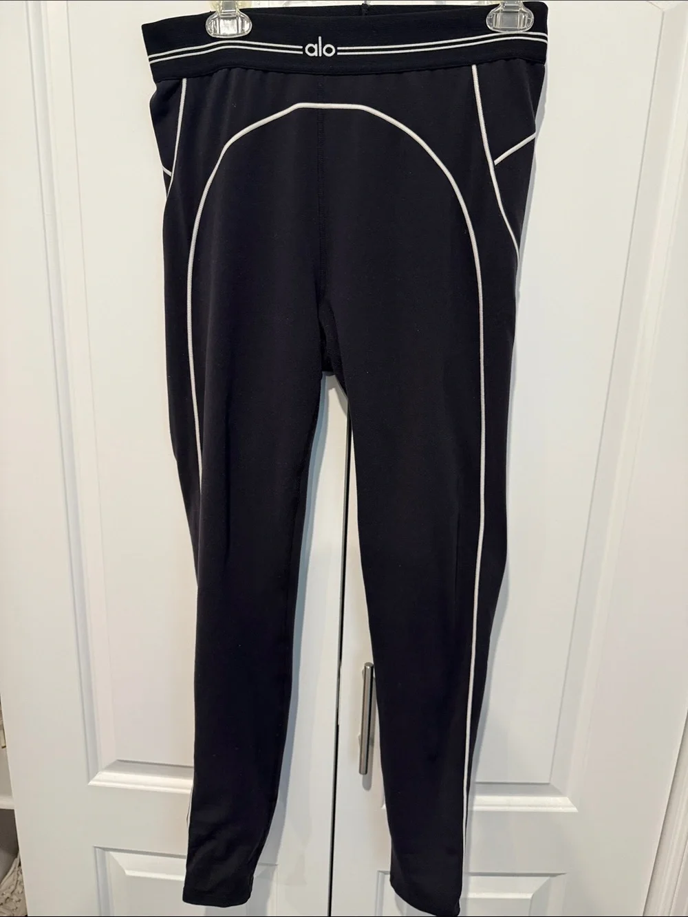 ALO Heart Throb Leggings
